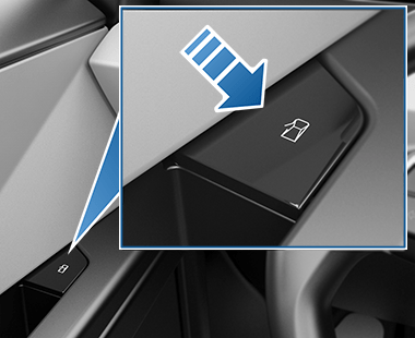 an arrow pointing to the open door button